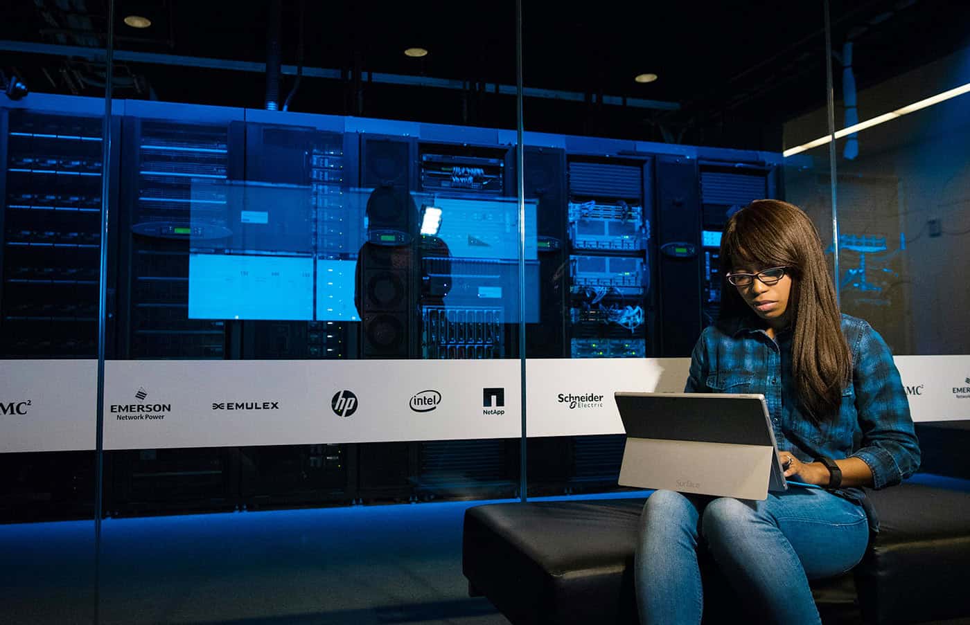 About Us 1 pexels divinetechygirl 11813202 Cliksay